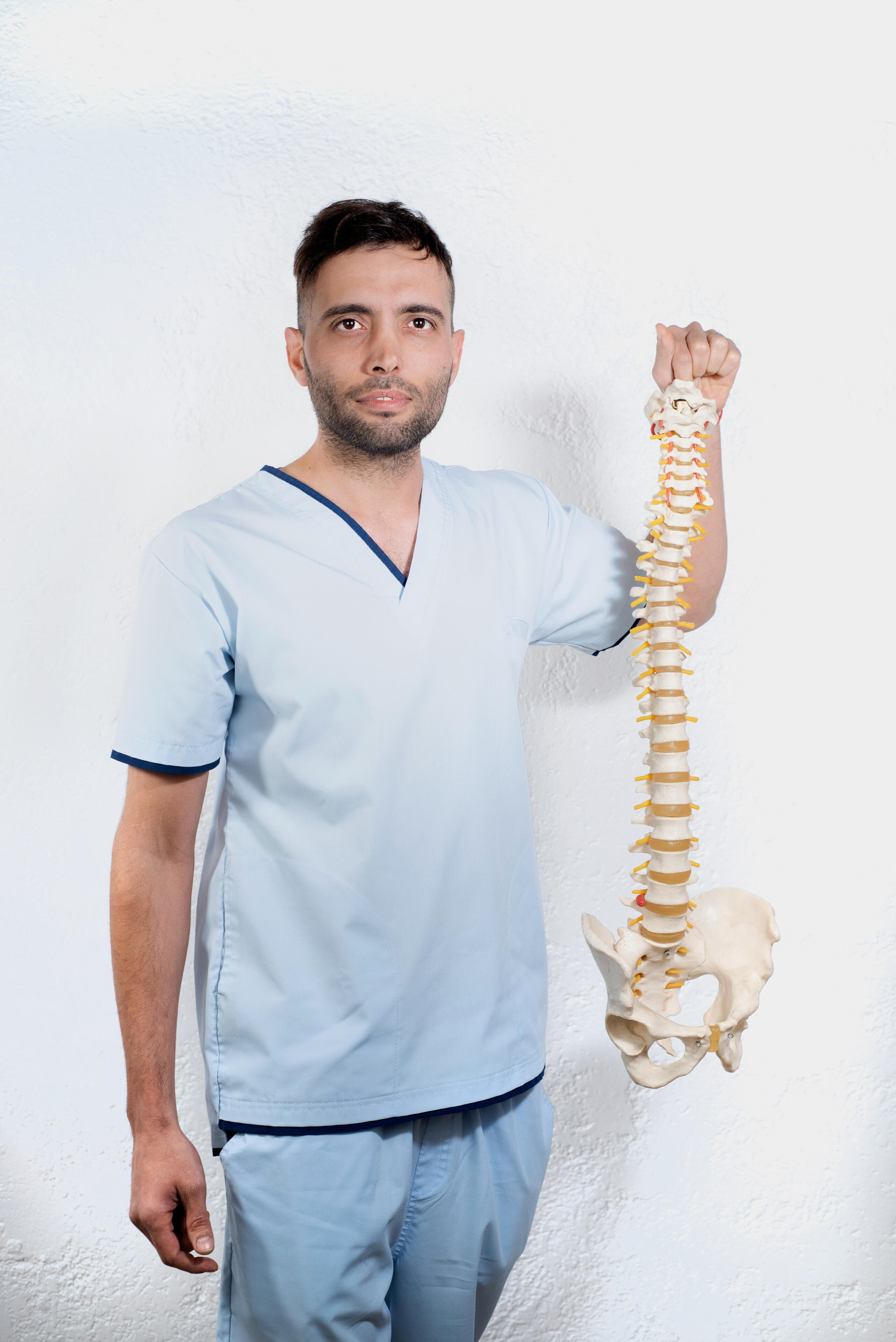 Luciano Pastorelli osteópata La osteopatía como forma de bienestar. Muestra a Luciano Pastorelli osteópata